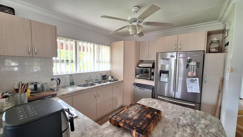 3 Bedroom Property for Sale in Fraaiuitsig Western Cape